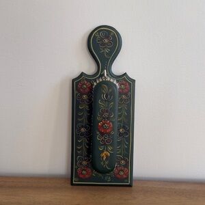 * SOLD * Dutch Hindeloopen style hand-painted coat and hat brush set